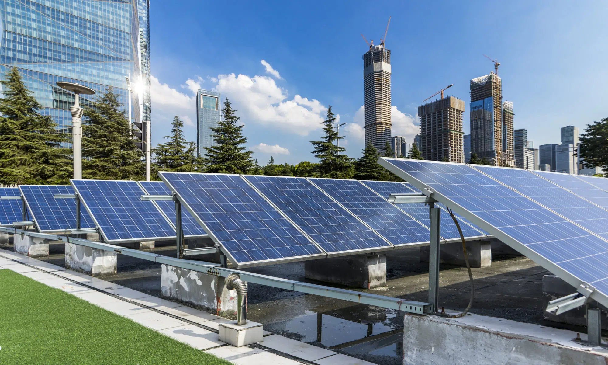 Commercial-Rooftop-Solar-Install-2000x1200.jpg.webp